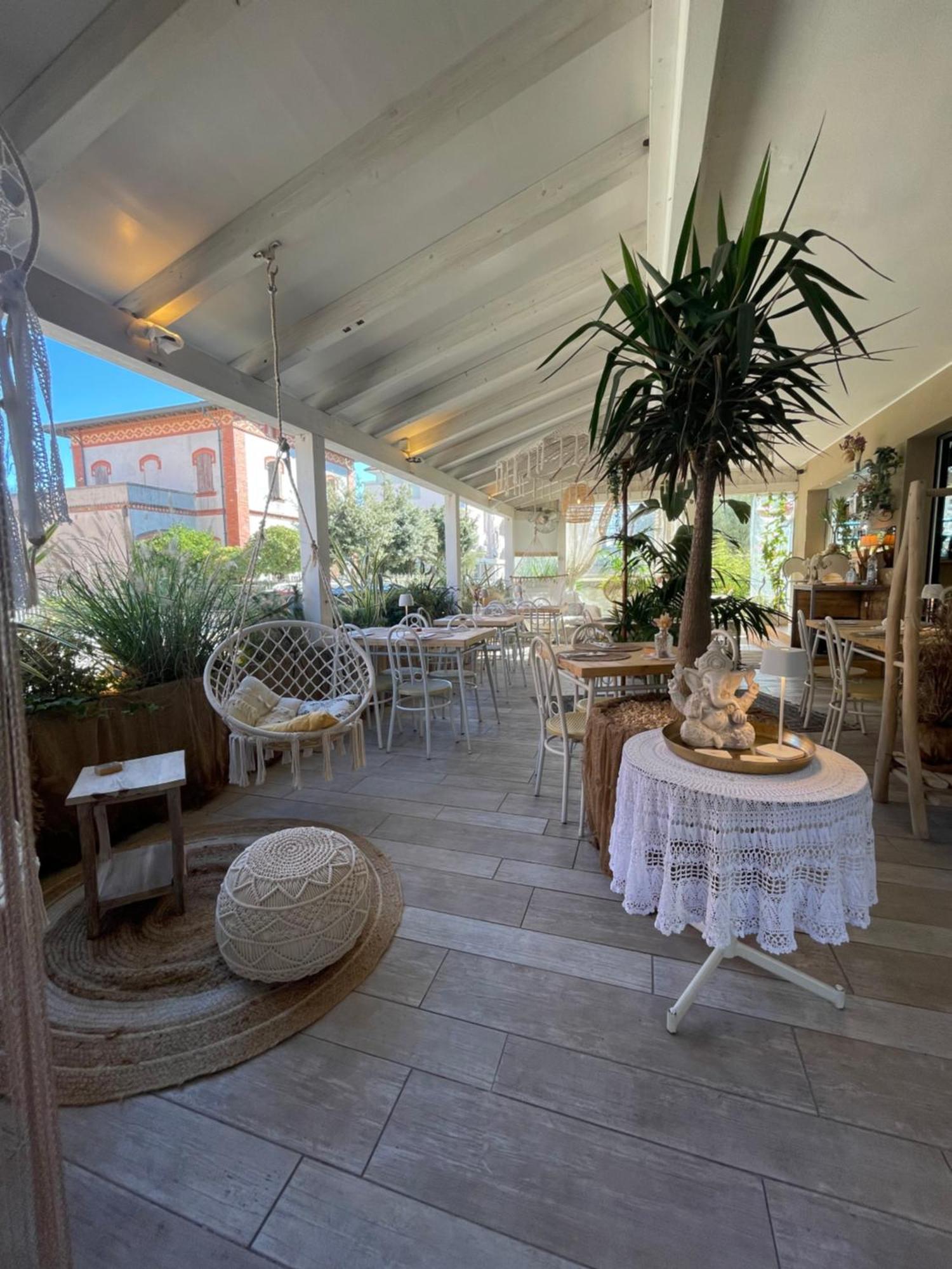 Americana Beach House Bed & Breakfast Rimini Exterior photo